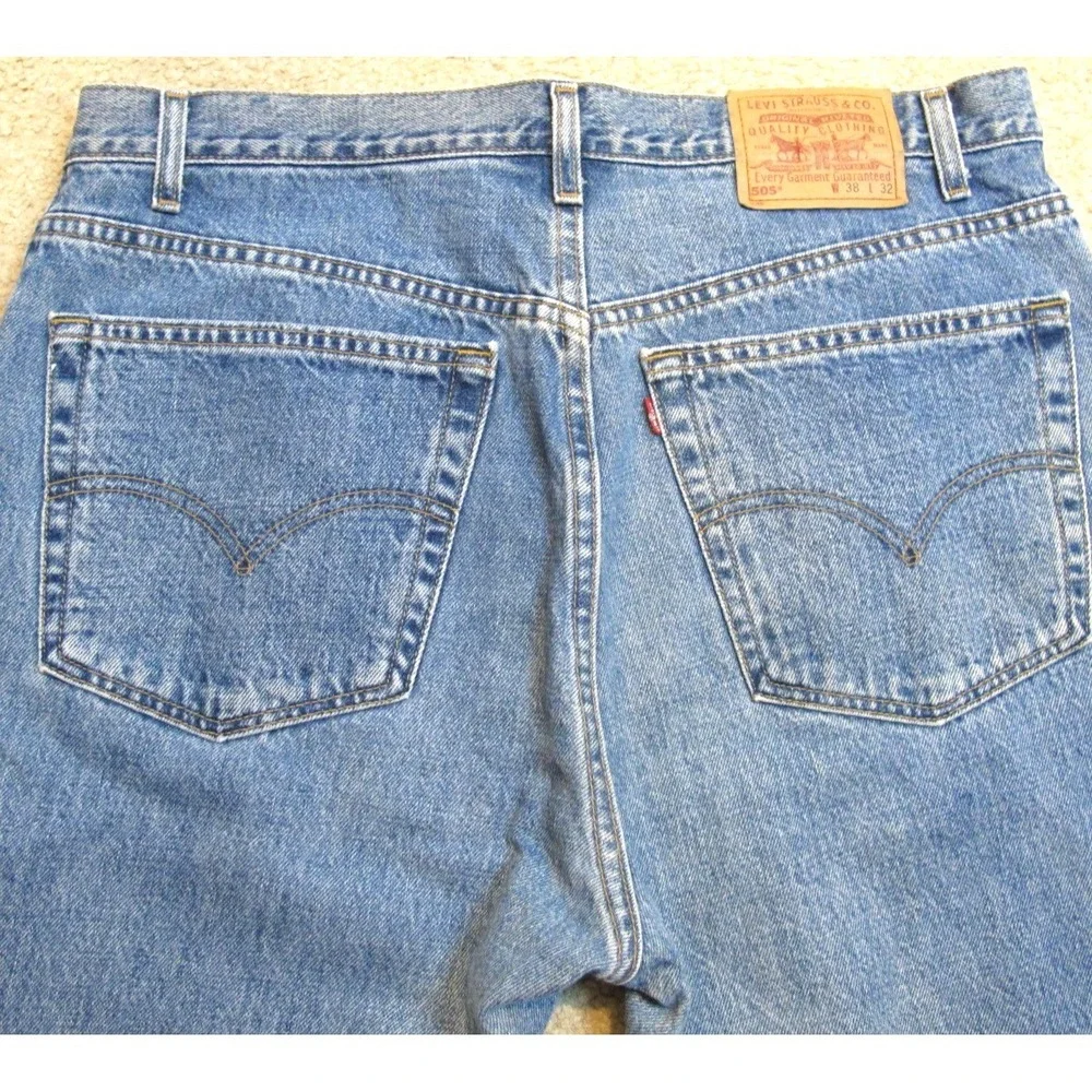 Vtg Levi's 505 Reg Fit Straight Leg Blue Denim Jeans Men's 36x32 Tag (38x32) USA
